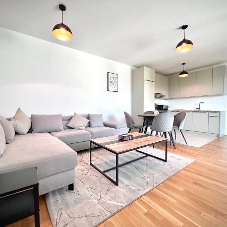 Apartment Schonbrunn Vienna Exterior photo